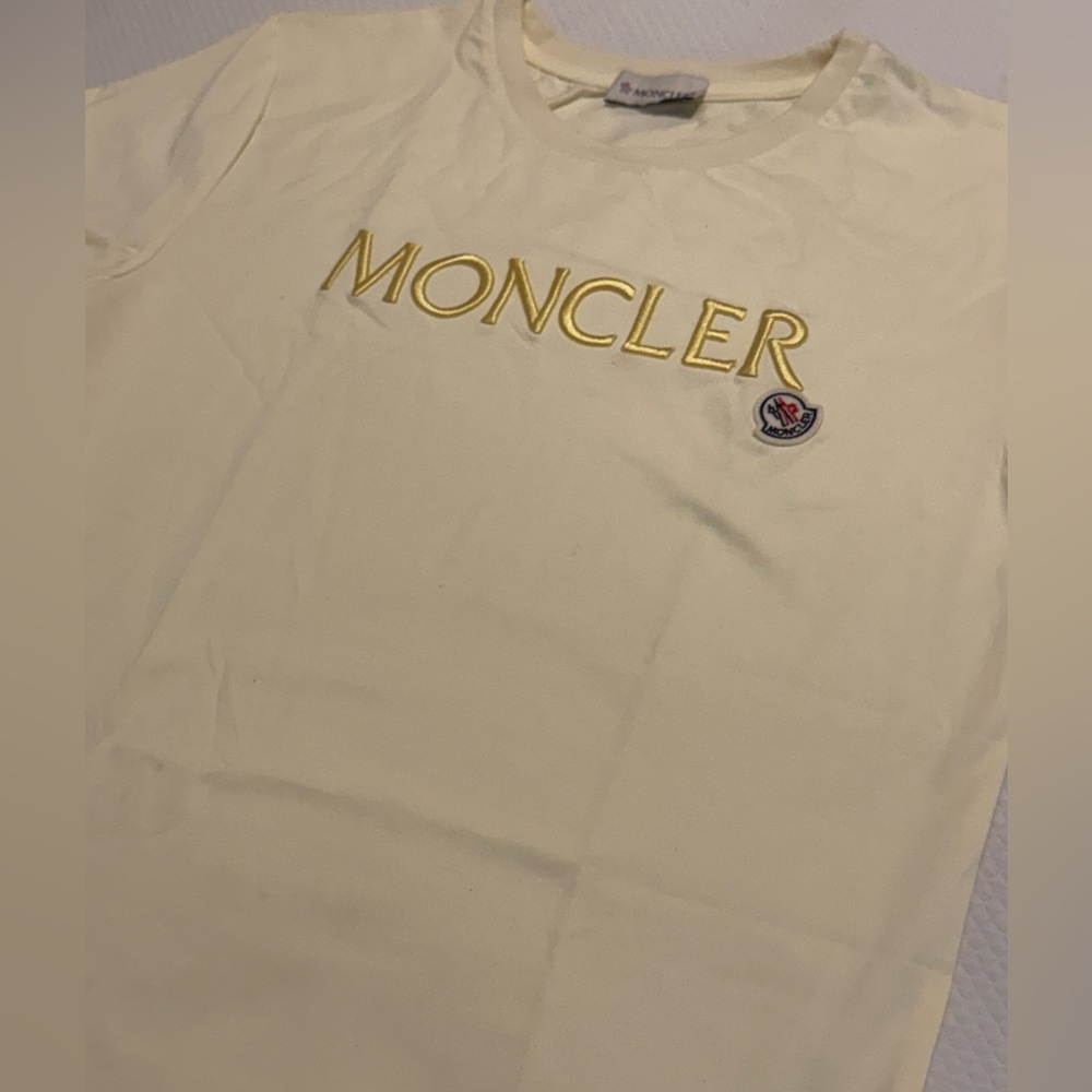 Moncler embroidered-logo cotton T-shirt, Size XS/ 14y - Picture 6 of 9